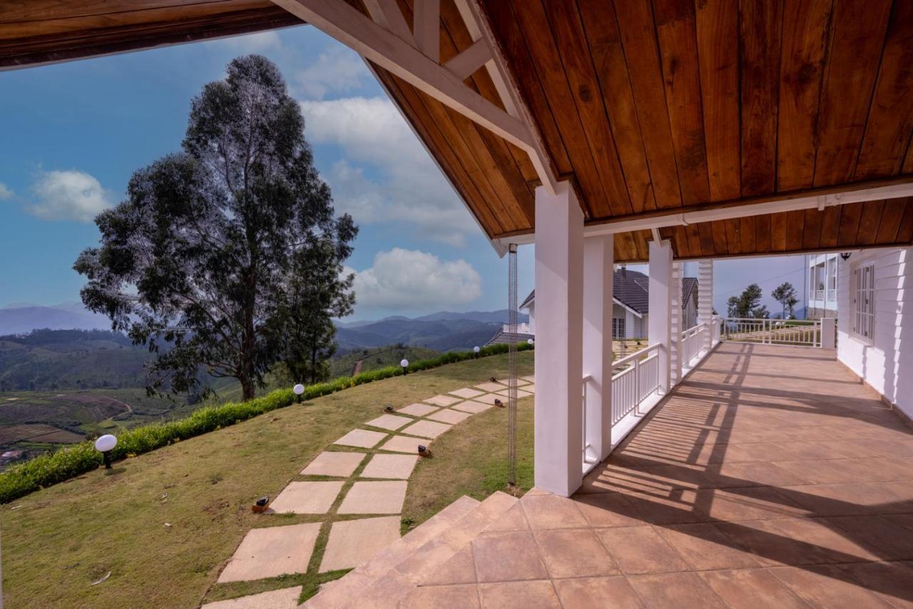 Petals Nilgiris Hotel Ooty Exterior photo
